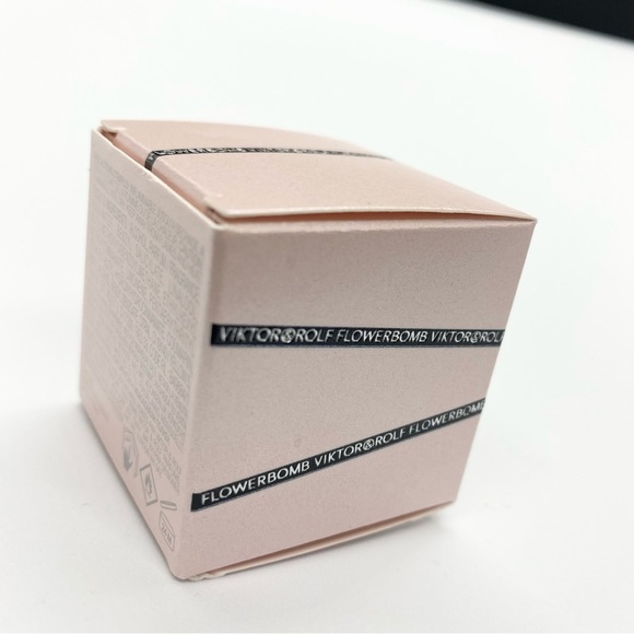 Viktor & Rolf Flowerbomb mini - Picture 4 of 4